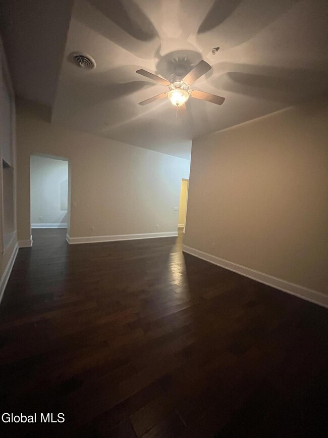 256 Broadway in Troy, NY - Building Photo - Building Photo