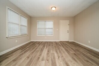 3199 Pearce Ct in Stonecrest, GA - Building Photo - Building Photo