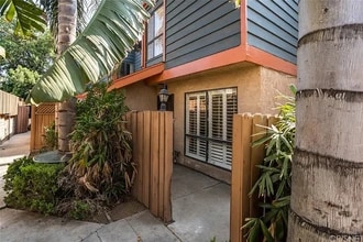15024 Nordhoff St, Unit 12 in North Hills, CA - Building Photo - Building Photo