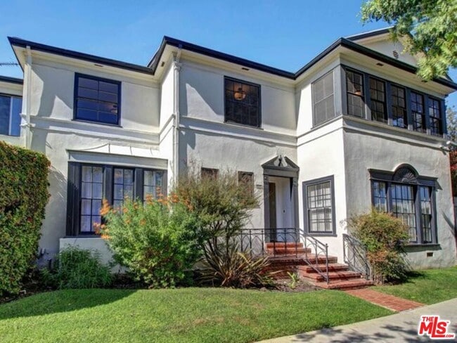property at 5717 W 2nd St