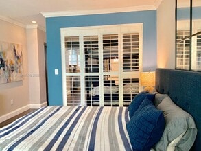 825 Euclid Ave in Miami Beach, FL - Building Photo - Building Photo