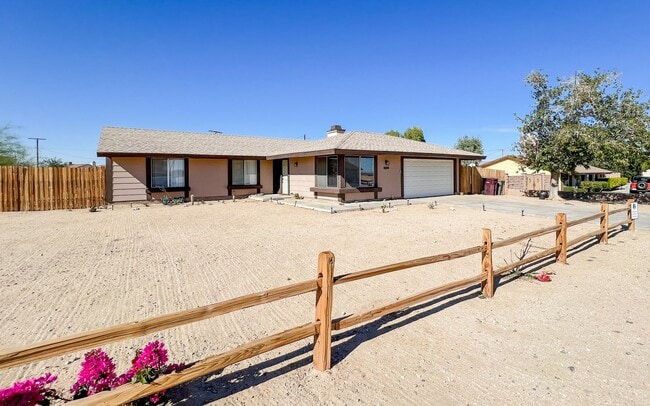 property at 4694 Hook Tree Rd