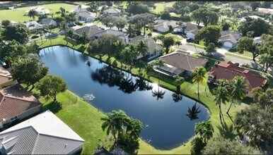 9651 NW 39th St in Hollywood, FL - Building Photo - Building Photo