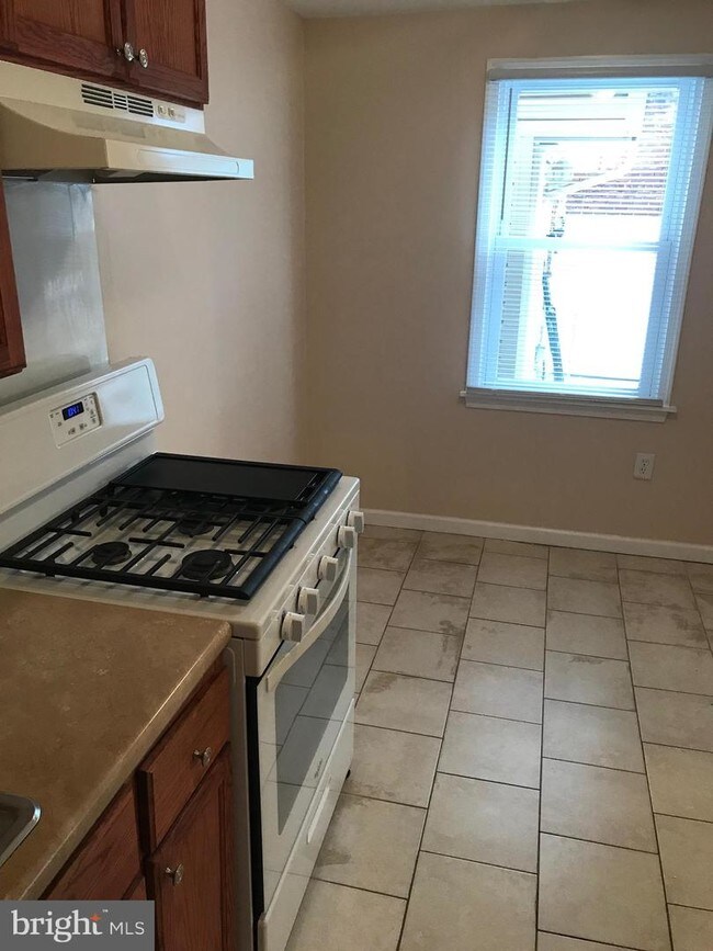 2705 E Somerset St-Unit -1 in Philadelphia, PA - Building Photo - Building Photo