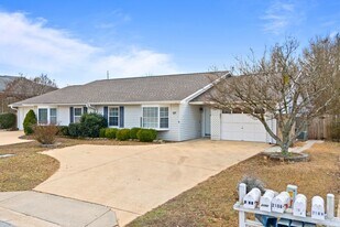 2107 Hamilton Pl S in Opelika, AL - Building Photo