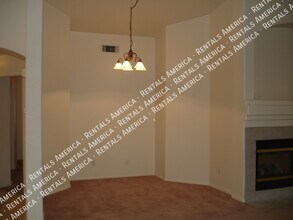 17463 W Rock Wren Ct in Goodyear, AZ - Building Photo - Building Photo