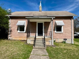 21 Dallas Ave in Danville, VA - Building Photo