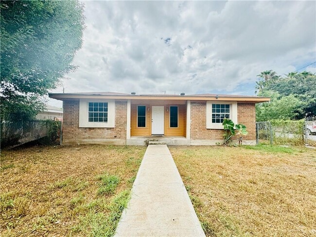2757 Melba Ave in McAllen, TX - Building Photo - Building Photo