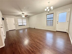 1703 E Central St in Siloam Springs, AR - Building Photo - Building Photo