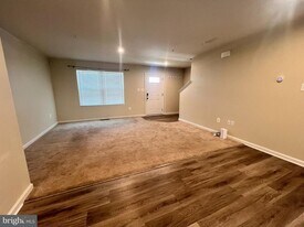 122 Butterfield Ave in Taneytown, MD - Building Photo