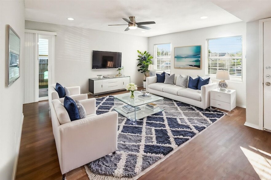 6400 Pine St in Rowlett, TX - Building Photo