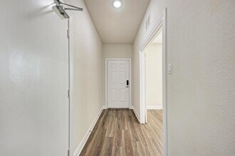 120 Snowy Plover Ln in Leander, TX - Building Photo - Building Photo