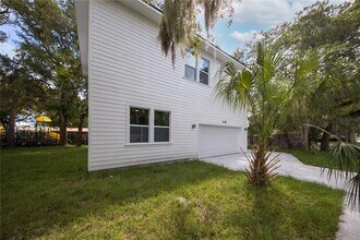 4338 15th St N, Unit A in St. Petersburg, FL - Building Photo - Building Photo