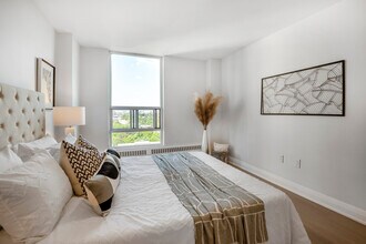 111 Ridelle Avenue Apartments in Toronto, ON - Building Photo - Building Photo