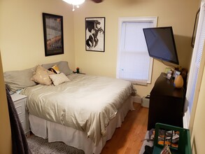 206 Summer St, Unit 2T in Somerville, MA - Foto de edificio - Building Photo