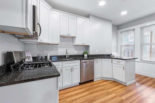 property at 22 Auburn St