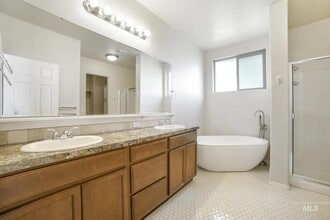 2034 Northern Sky Dr in Twin Falls, ID - Building Photo - Building Photo