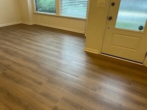 23447 Epperson Sq in Ashburn, VA - Foto de edificio - Building Photo