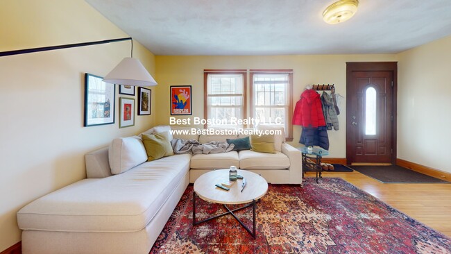 property at 35 Woods Ave
