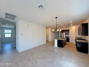 4164 W Yolanda Ln in San Tan Valley, AZ - Building Photo - Building Photo