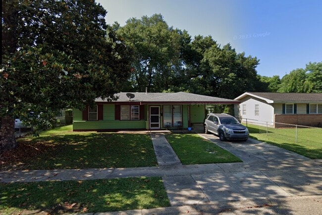 property at 2238 Ledoux Cir