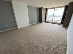 10 Museum Way in Cambridge, MA - Building Photo - Building Photo