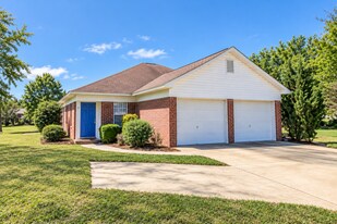 824 Shaw Rd in Brooklet, GA - Building Photo