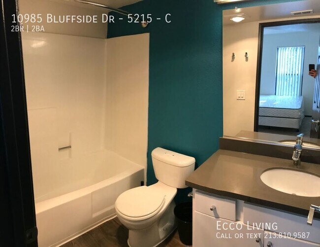 10985 Bluffside Dr-Unit -5215 - C in Los Angeles, CA - Building Photo - Building Photo
