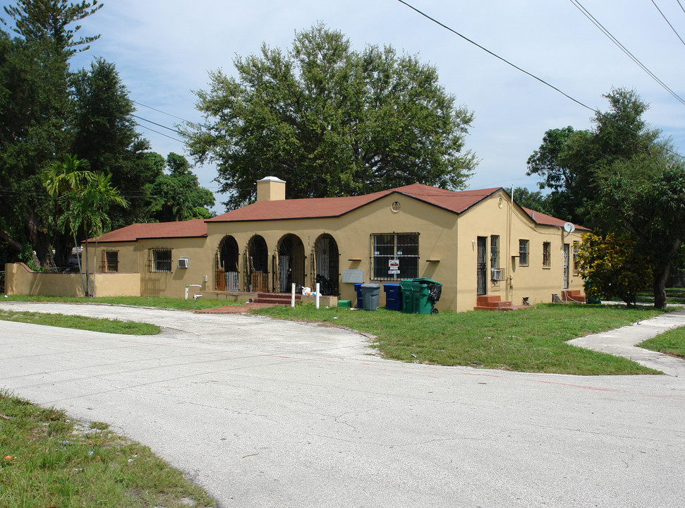 9301 NW 4th Ave in Miami, FL - Building Photo