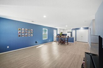 14734 Saw Ml in San Antonio, TX - Foto de edificio - Building Photo