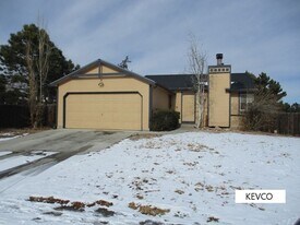 1212 Nez Perce Way in Fort Collins, CO - Building Photo