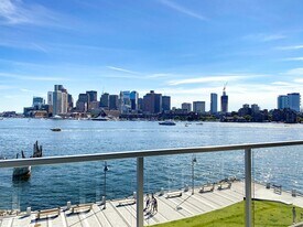 45 Lewis St in Boston, MA - Building Photo