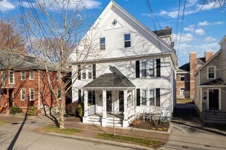 105-107 Richards Ave in Portsmouth, NH - Building Photo - Building Photo