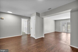 915 Silver Ct in Hamilton Township, NJ - Building Photo - Building Photo