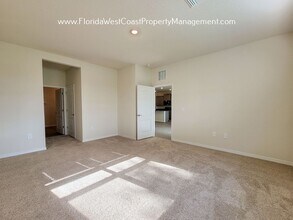 5731 Oak Bridge Ct in Bradenton, FL - Building Photo - Building Photo