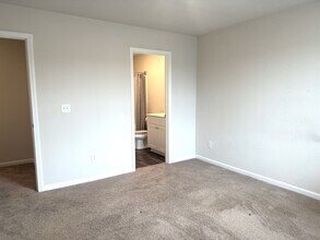 231 Chandler Ct in Sanford, NC - Building Photo - Building Photo