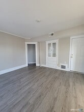 187 Hart St in New Britain, CT - Building Photo - Building Photo