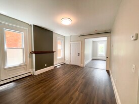 53 S Clover St, Unit 1 in Poughkeepsie, NY - Building Photo