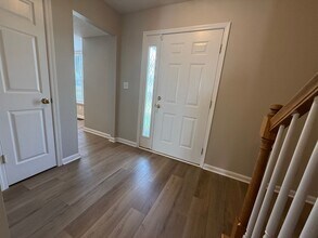 12806 Lost Hill Walk in Louisville, KY - Building Photo - Building Photo