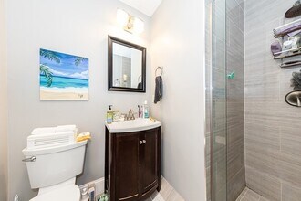 1562 Tremont St, Unit 3T in Boston, MA - Building Photo - Building Photo