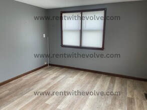 3423 S Dayton Ave in Muncie, IN - Building Photo - Building Photo
