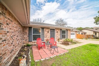2624 Barton Hills Dr in Austin, TX - Building Photo - Building Photo