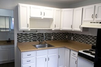 2430 Burtis Ave in North Pole, AK - Building Photo - Building Photo