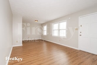 2024 Janis Dr in Memphis, TN - Foto de edificio - Building Photo