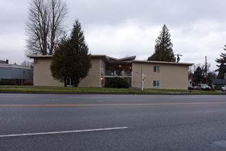 Grotto Apartments in Portland, OR - Foto de edificio - Building Photo