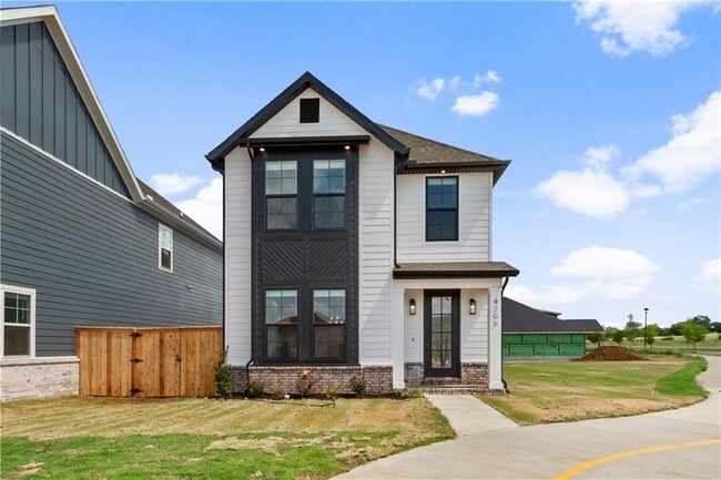 property at 4206 W Bronco Dr