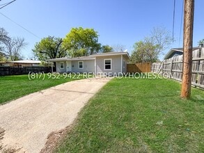 2408 Southside Dr in Bryan, TX - Building Photo - Building Photo