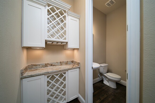 property at 1231 Creekside Acres Ct