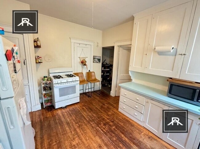 44 Long Ave in Boston, MA - Building Photo - Building Photo