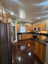 2899 Gunn Ct in Redding, CA - Building Photo - Building Photo